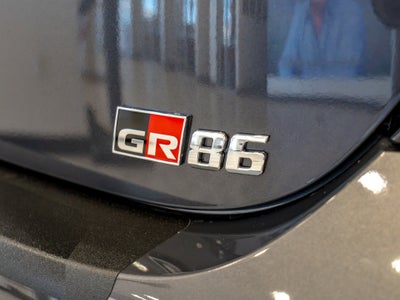 2026 Toyota GR86 Premium AT