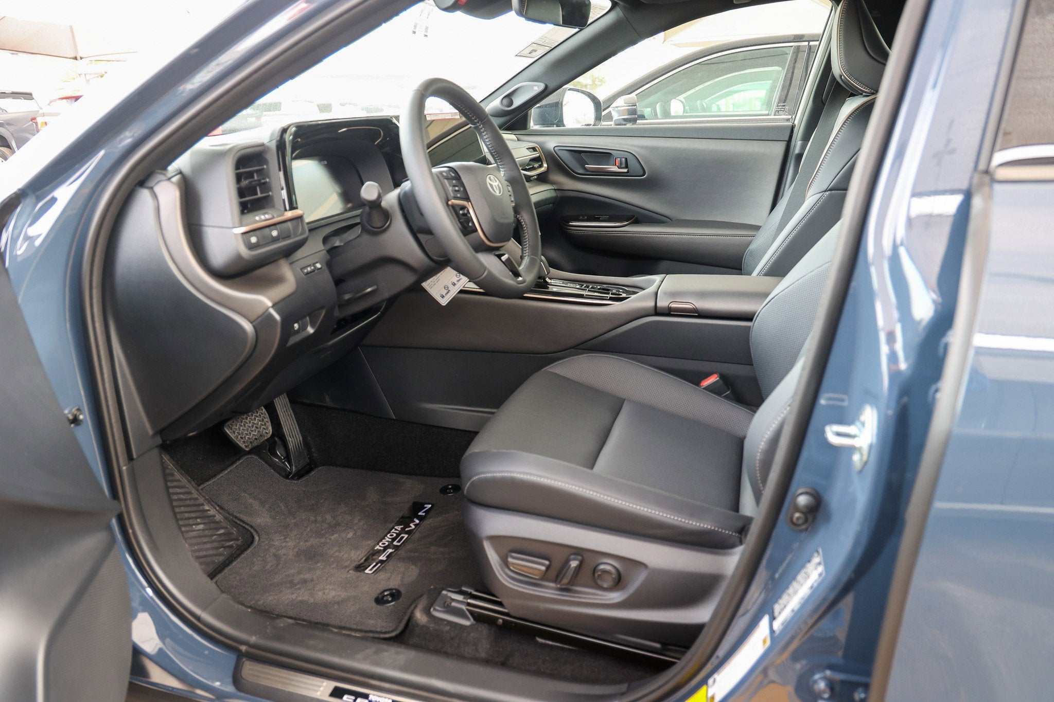 2026 Toyota Toyota Crown Nightshade