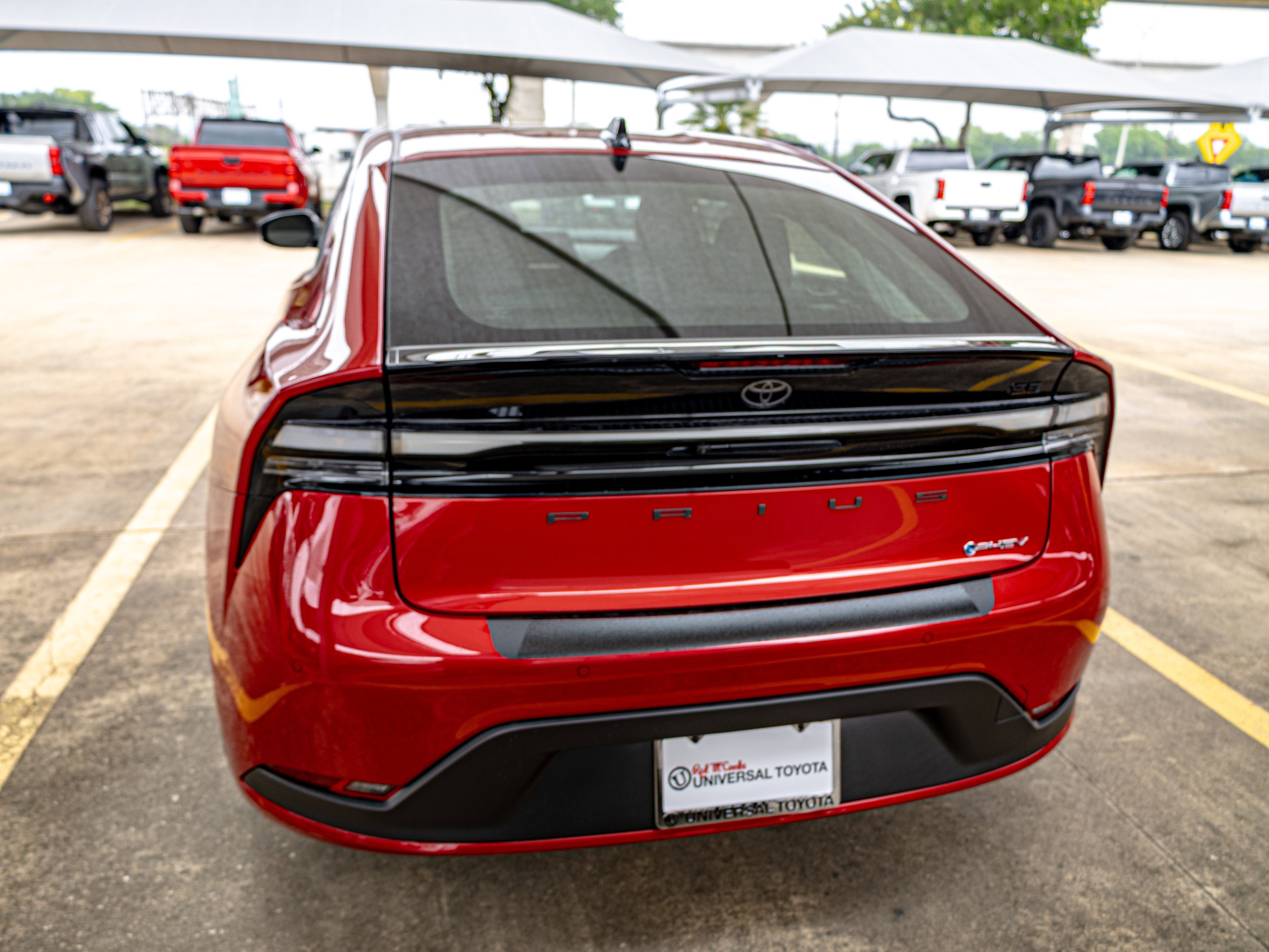 2026 Toyota Prius Plug-in Hybrid SE