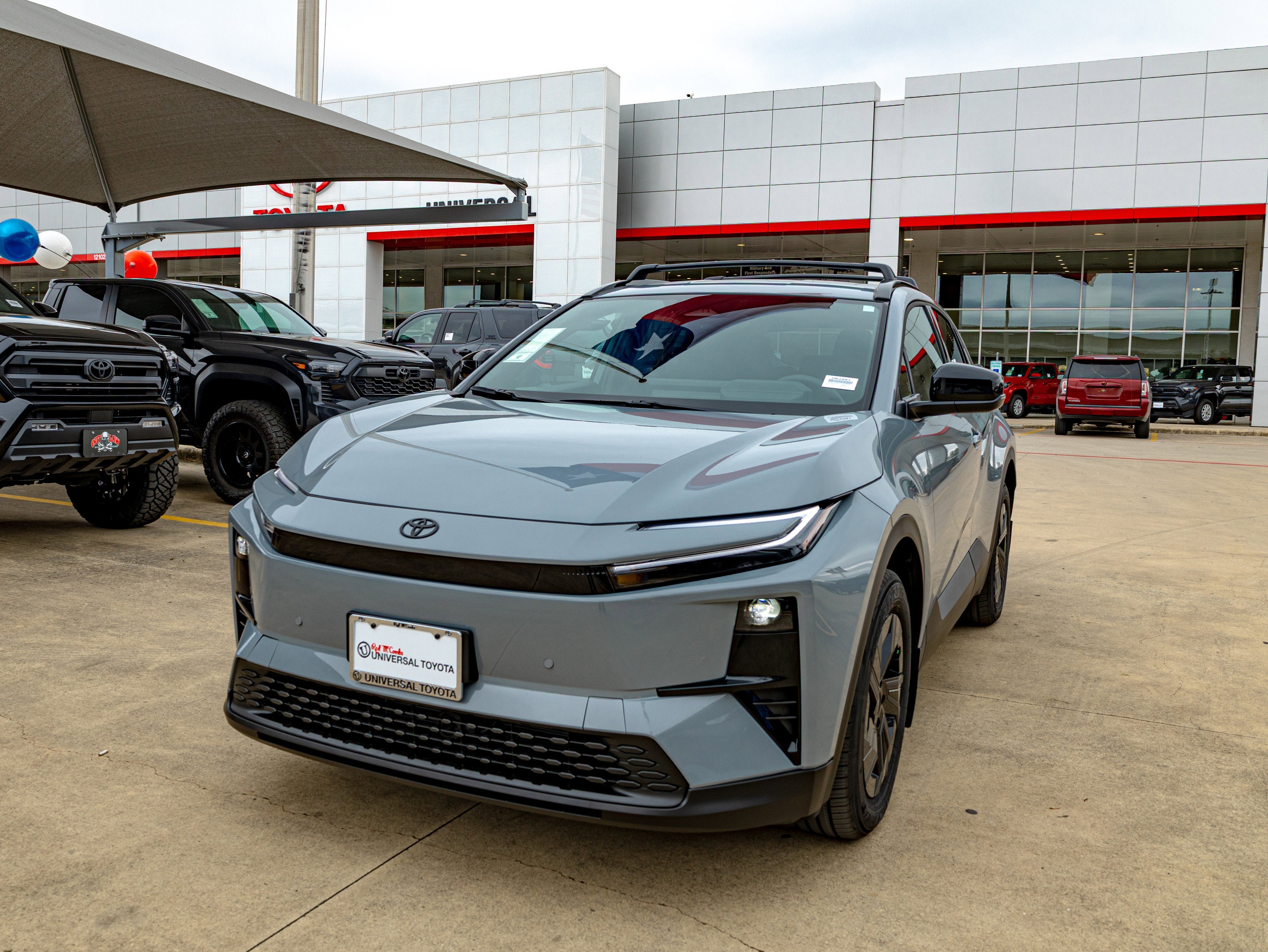 2026 Toyota C-HR SE