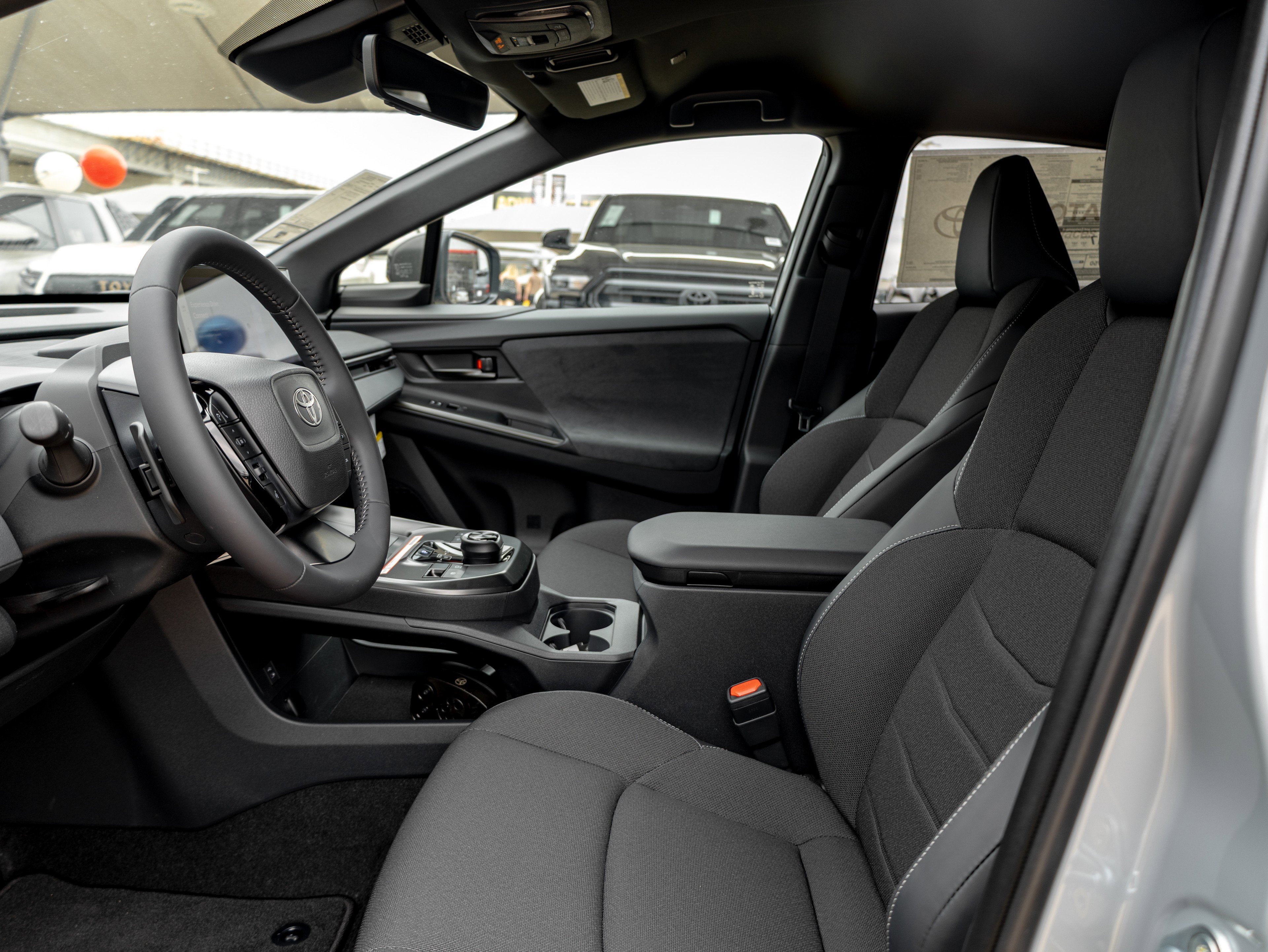 2026 Toyota C-HR SE