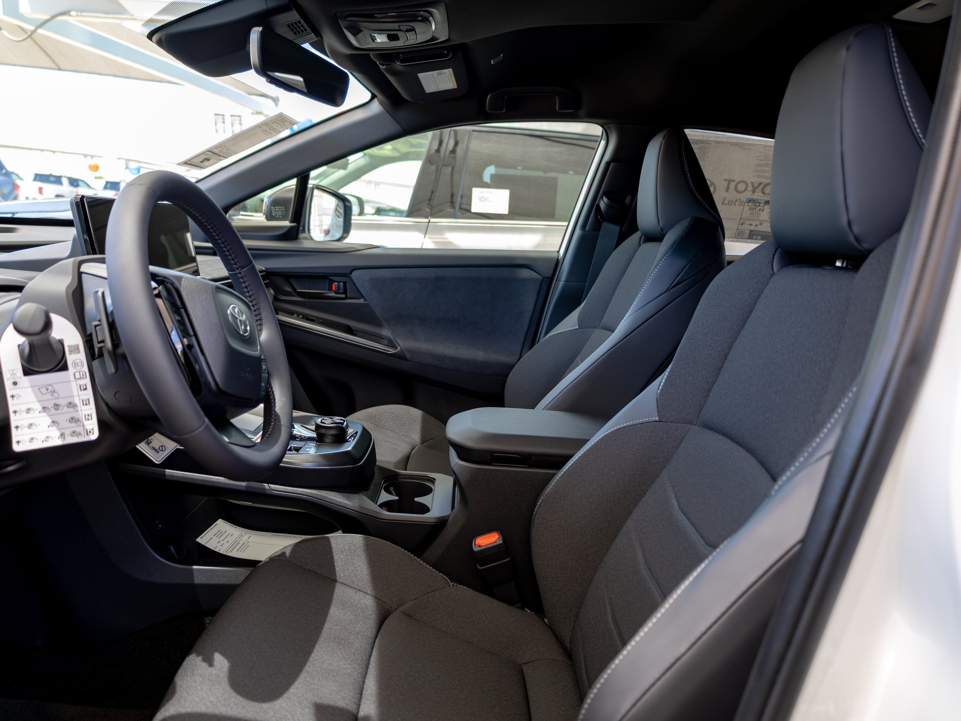 2026 Toyota C-HR SE