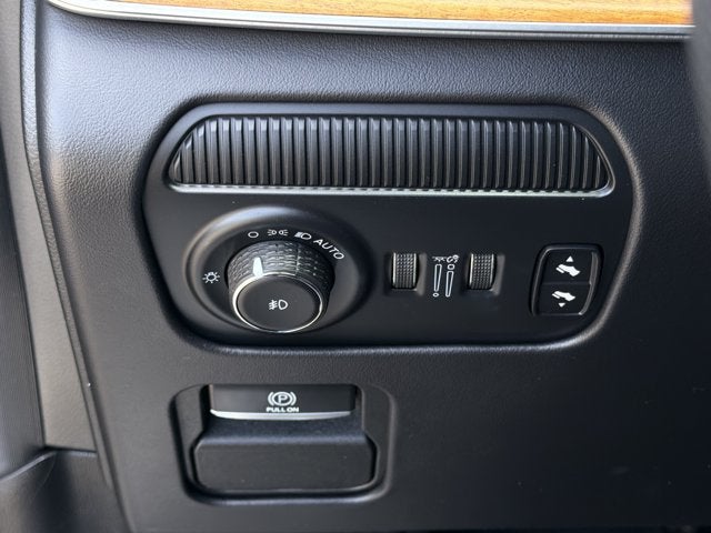 2023 Jeep Grand Wagoneer Series III