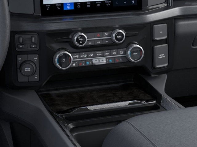 2026 Ford Super Duty F-350 DRW Lariat