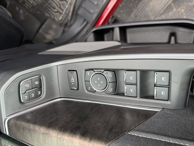 2026 Ford Super Duty F-350 DRW Lariat