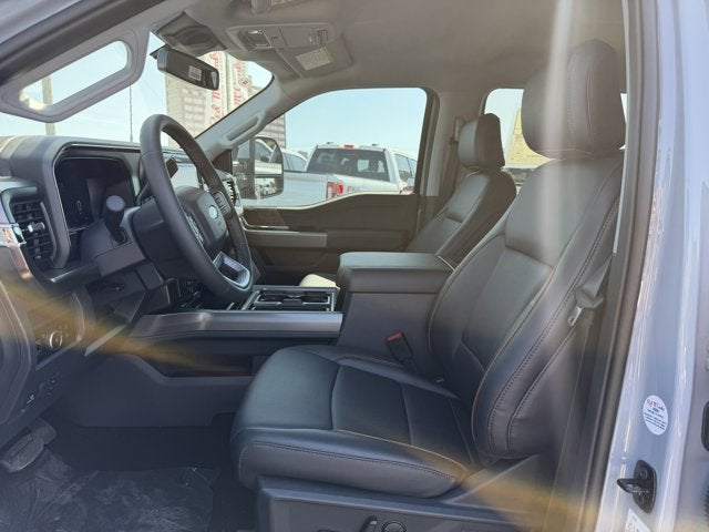 2026 Ford Super Duty F-350 DRW F-350® LARIAT®