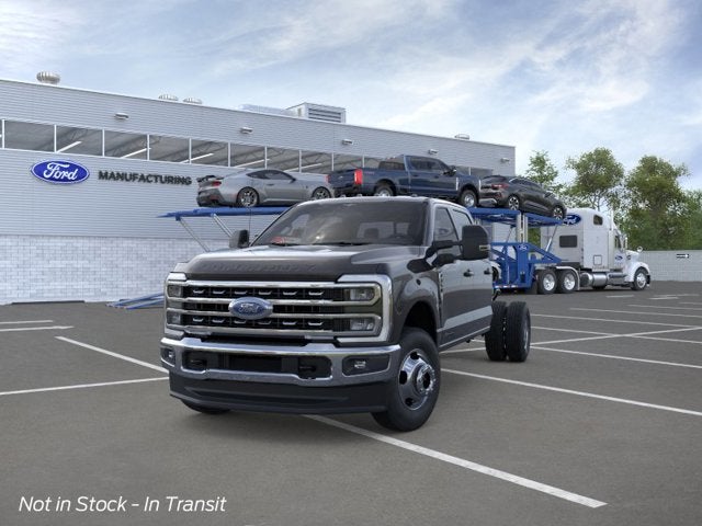 2026 Ford Super Duty F-350 DRW F-350® LARIAT®