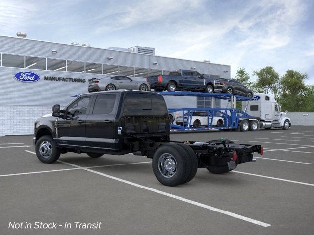 2026 Ford Super Duty F-350 DRW F-350® LARIAT®