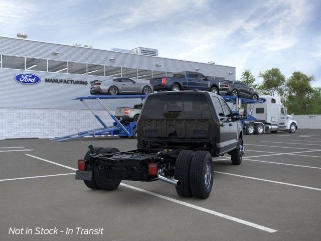 2026 Ford Super Duty F-350 DRW F-350® LARIAT®