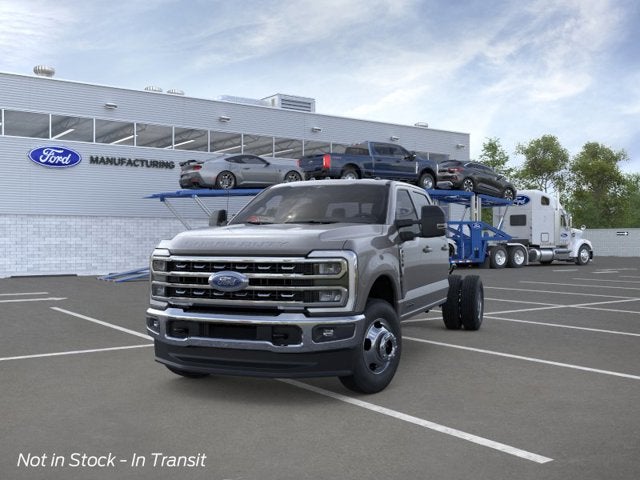 2026 Ford Super Duty F-350 DRW F-350® LARIAT®