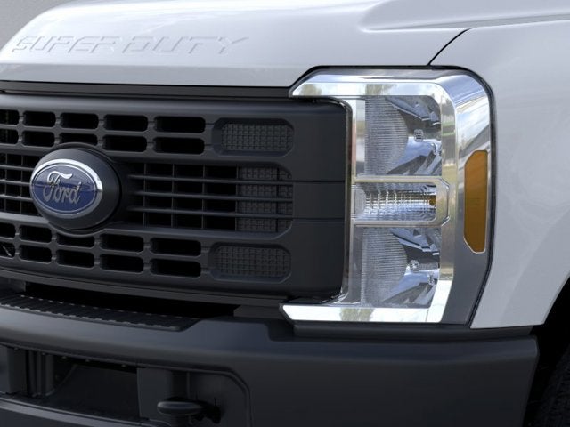 2025 Ford Super Duty F-350 DRW F-350® XL