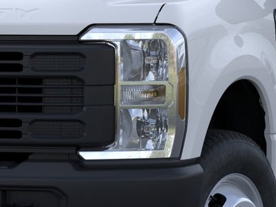 2025 Ford Super Duty F-350 DRW F-350® XL