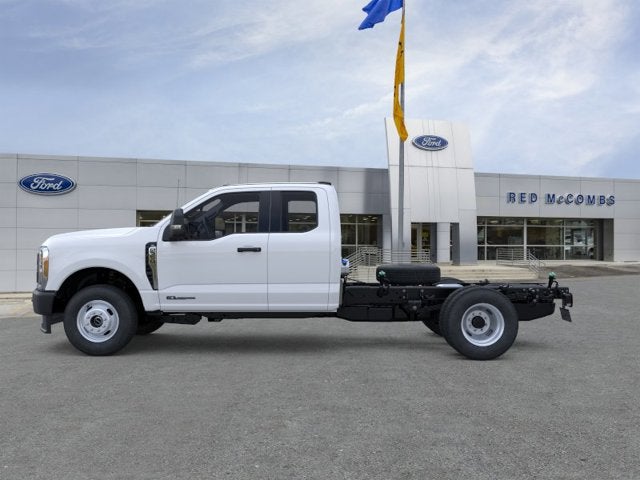 2025 Ford Super Duty F-350 DRW F-350® XL