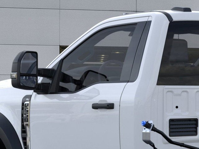 2026 Ford Super Duty F-550 DRW XL