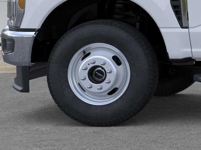 2026 Ford Super Duty F-350 DRW F-350® XL