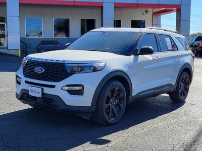 2023 Ford Explorer ST-Line