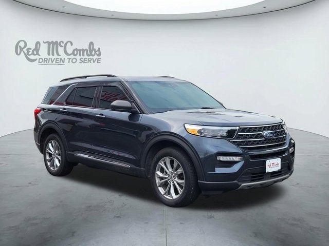2023 Ford Explorer XLT 4WD's photo
