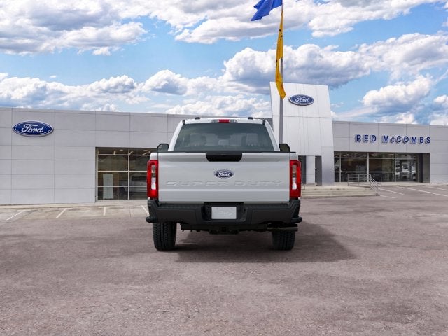 2027 Ford Super Duty F-350 SRW XL