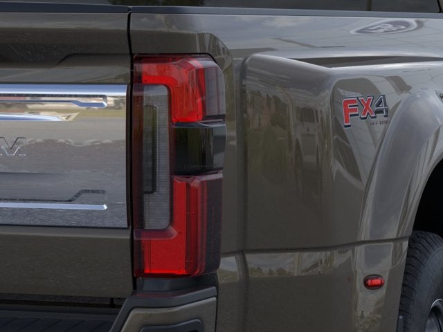2026 Ford Super Duty F-350 DRW Platinum