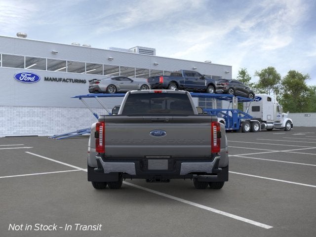 2026 Ford Super Duty F-350 DRW LARIAT