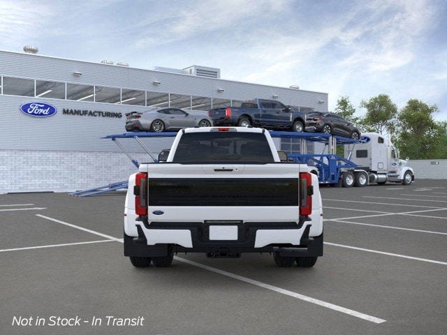 2026 Ford Super Duty F-350 DRW Platinum