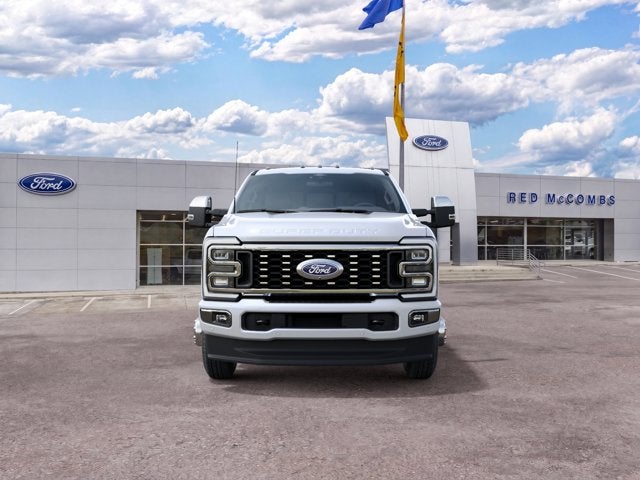 2027 Ford Super Duty F-350 DRW Platinum
