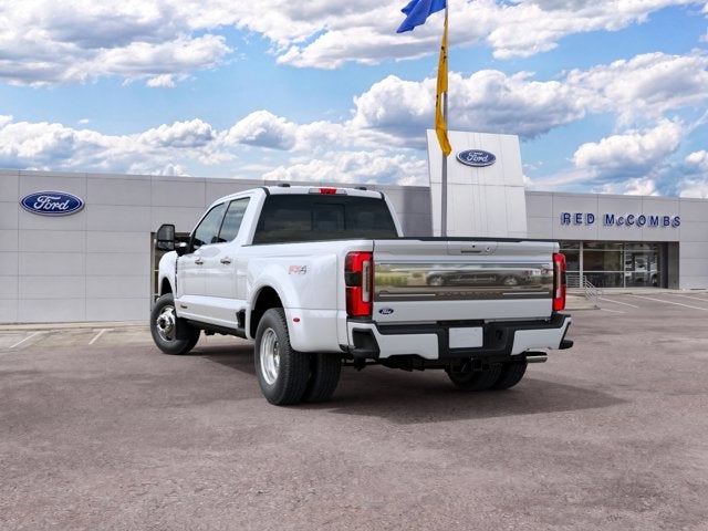 2027 Ford Super Duty F-350 DRW Platinum