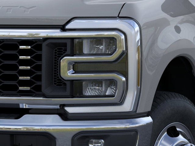 2026 Ford Super Duty F-350 DRW Base
