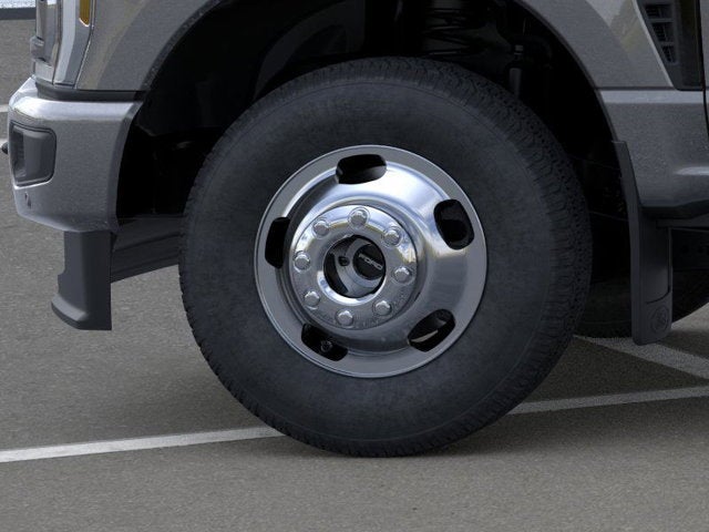 2026 Ford Super Duty F-350 DRW Platinum