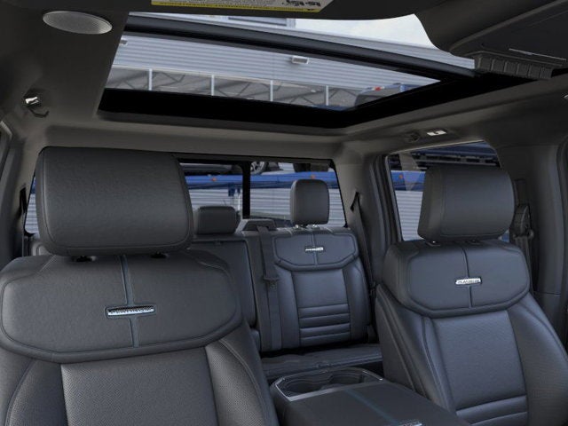 2026 Ford Super Duty F-350 DRW Platinum