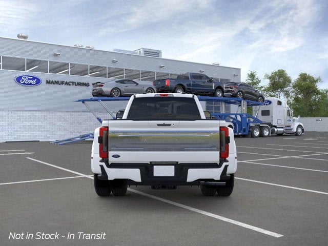 2026 Ford Super Duty F-350 DRW Platinum