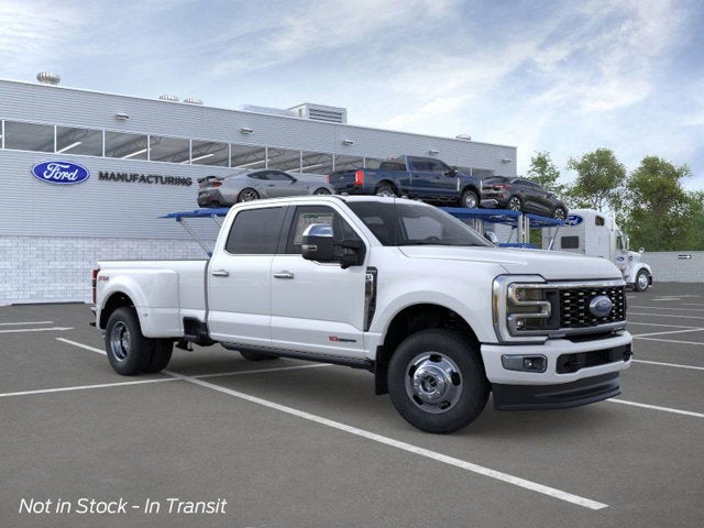 2026 Ford Super Duty F-350 DRW Platinum