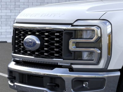 2026 Ford Super Duty F-350 DRW LARIAT