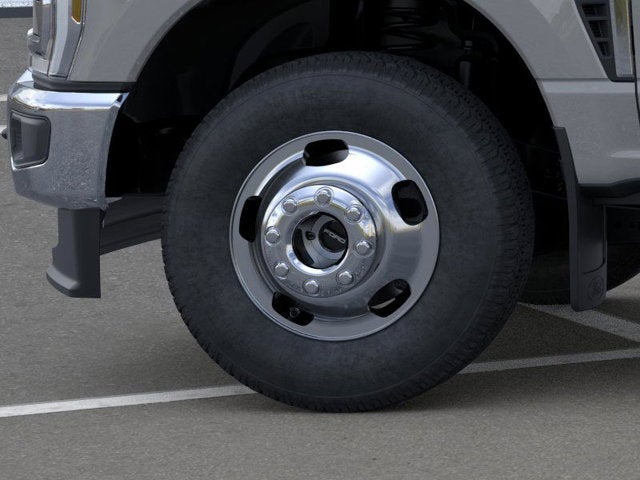 2026 Ford Super Duty F-350 DRW XLT