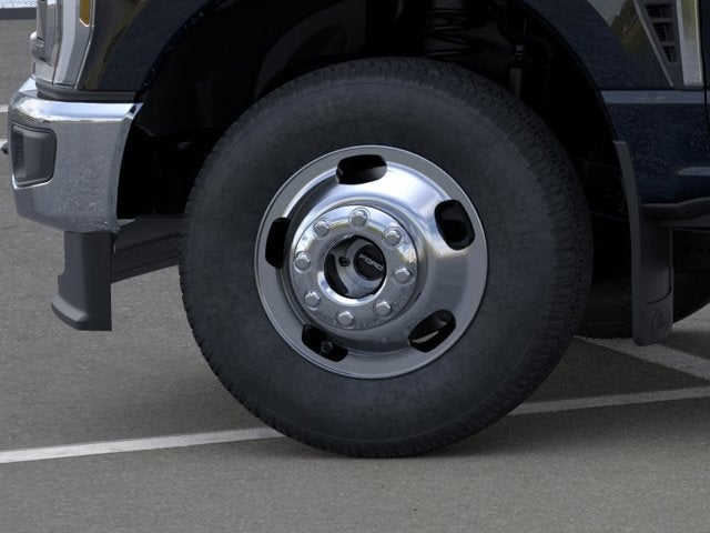 2026 Ford Super Duty F-350 DRW F-350® XLT