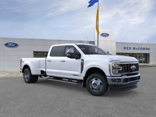 2026 Ford Super Duty F-350 DRW F-350® Lariat®
