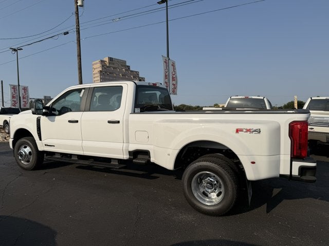 2026 Ford Super Duty F-350 DRW XL