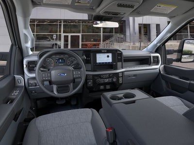 2026 Ford Super Duty F-350 DRW XL