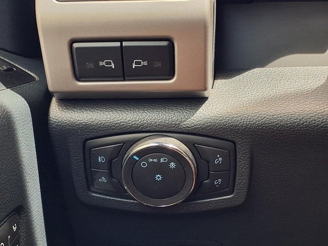 2022 Ford Super Duty F-350 DRW LARIAT
