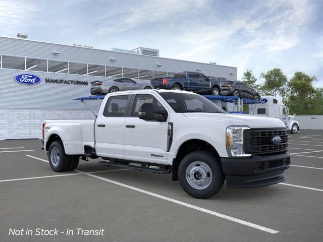 2026 Ford Super Duty F-350 DRW XL