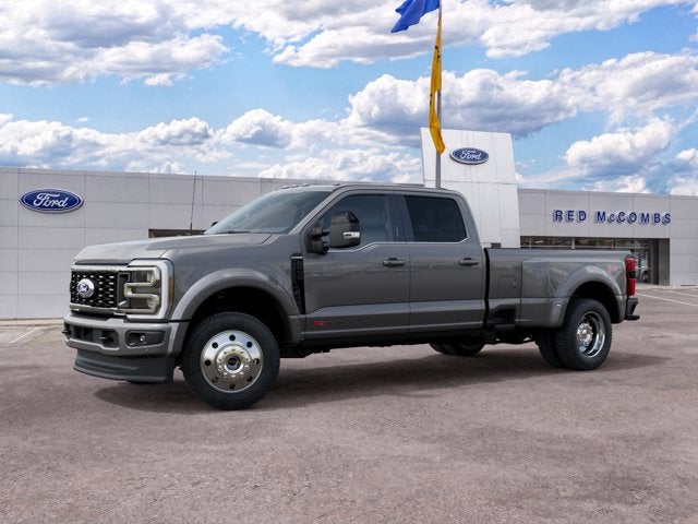 2027 Ford Super Duty F-450 DRW Platinum