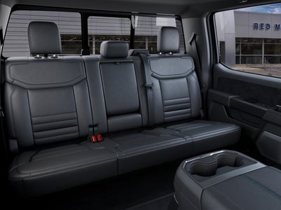 2027 Ford Super Duty F-450 DRW Platinum