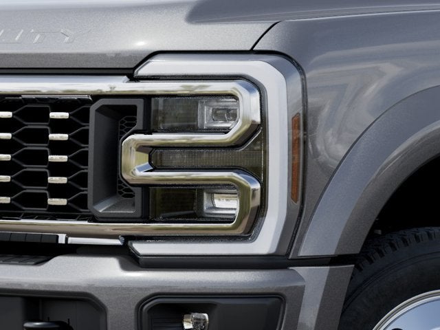 2027 Ford Super Duty F-450 DRW Platinum