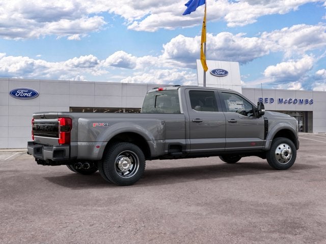 2027 Ford Super Duty F-450 DRW Platinum