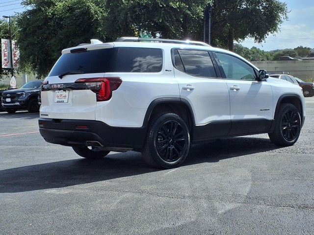 2023 GMC Acadia SLT