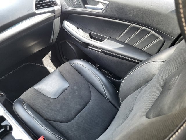 2022 Ford Edge ST