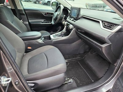 2022 Toyota RAV4 Hybrid LE