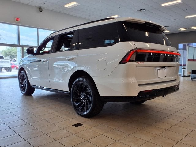 2025 Lincoln Navigator Reserve
