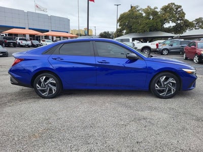 2025 Hyundai Elantra Hybrid SEL Sport