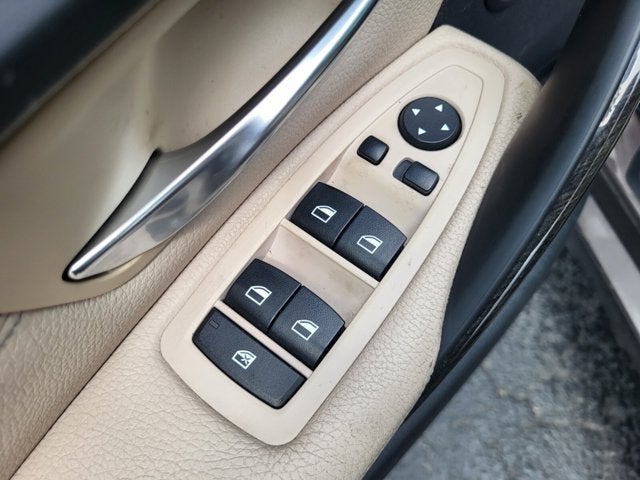 2015 BMW 3 Series 320i